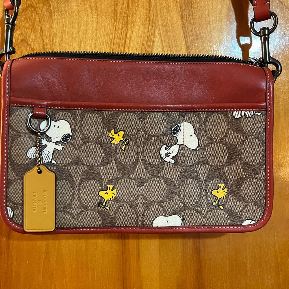 Coach X Peanuts Heritage Convertible Crossbody Signature Canvas Snoopy Woodstock